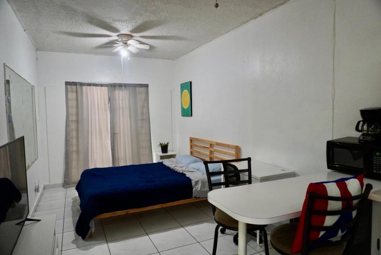 All You Need Studios Walking Distance To Beach Isla Verde San Juan Exterior photo